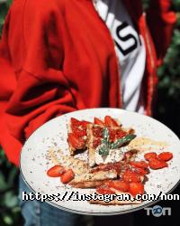 Non Branded відгуки фото