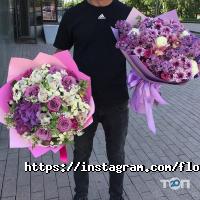 Оформление зала, доставка цветов flower studio 777 фото