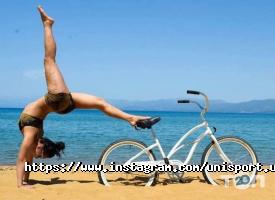 Спортивний одяг та інвентар Unisport фото