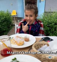 Кафе, бари Сусіди фото