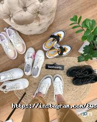 Магазини одягу та взуття Two hearts store фото