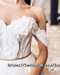 Магазины одежды и обуви LA NOVIA фото