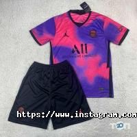 Спортивная одежда и инвентарь Sport+ фото