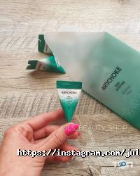 Магазини косметики та парфюмерії Jul's beauty shop фото