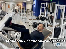 Спортивний одяг та інвентар Fitnes-sport фото