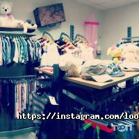 Look kids, дитячий магазин стокового дитячого одягу фото