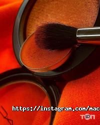 M. A. C. Дніпро фото