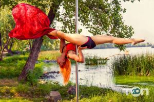 Favorite pole dance studio, студія танців фото