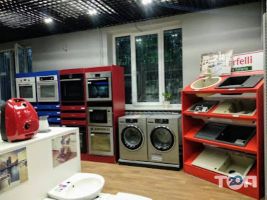 Комплект, магазин бытовой техники фото