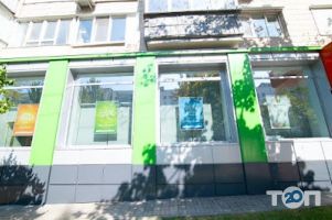 Універсальна, страхова компанія фото