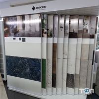 Магазини сантехніки та кераміки Кахель склад фото