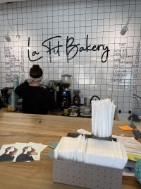 La Fit Bakery, кафе-кодитерська фото