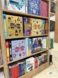 Книгарня Є фото