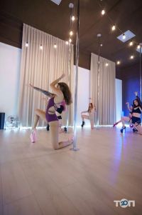 Art Cats Pole Dance Studio, школа танців фото