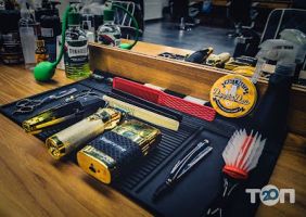 Барбершопи та перукарні Top guns фото