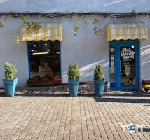 My bookshelf, книгарня фото