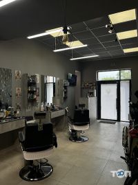 Барбершопи та перукарні Biliy Barber фото