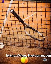 Lawn Tennis Club відгуки фото