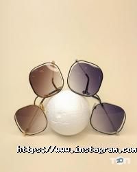 Офтальмологические клиники и магазины очков Lucky Look фото