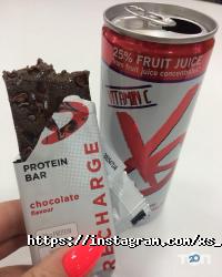 Магазини косметики та парфюмерії Amway фото