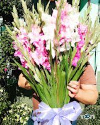 Магазини квітів Квітковий магазин на Богдана Хмельницького фото