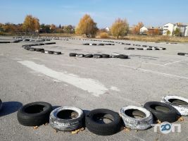 Автошколи Автодром у провулку Караван фото