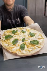 Cartel pizza Хмельницкий фото