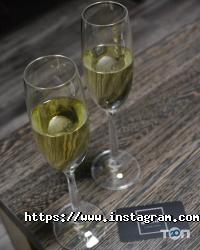 The Rooms, ігрове-кафе фото