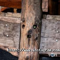 Ведучий Юра Бадзян фото