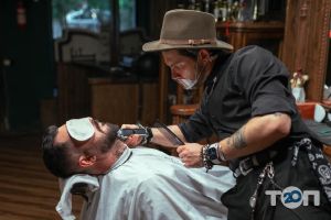 Барбершопы и парикмахерские Barbershop & Lounge Al's фото