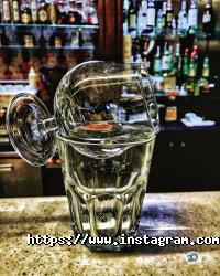 Vinissimo, ресторан з караоке фото