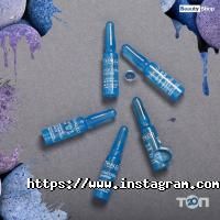 Beauty shop, косметика, парфумерія та продукція для манікюру фото