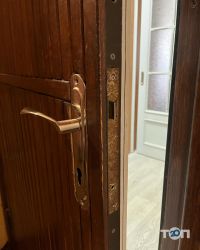 Ремонт замків, виготовлення ключів Компанія по відкриттю дверей фото
