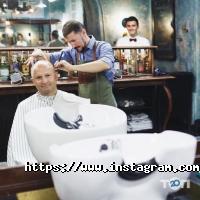 Барбершопи та перукарні Fitz barbershop фото