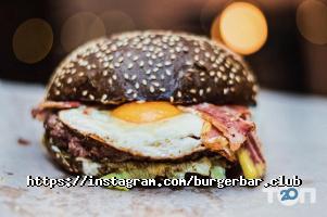 Фаст-фуди та їдальні Burger bar фото