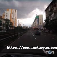 Медтакси, служба перевозки больных фото