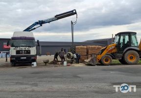 Перекресток, автокомплекс - фото 8