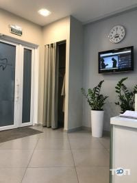 Стоматологічна клініка Оконського Тернопіль фото