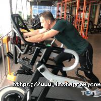 Спортивний одяг та інвентар FitnesSolution фото
