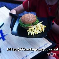 Nutr Bar, кафе-бар фото