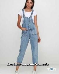 Магазини одягу та взуття UaMode фото