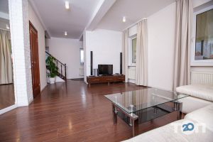 Котедж с басейном на Садовой отзывы фото