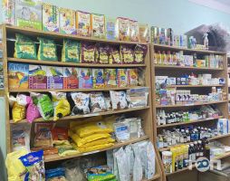 Зоомагазини і послуги для тварин Турбота фото