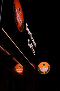 Троян, рекламне агентство фото