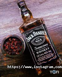 Олень Київ фото