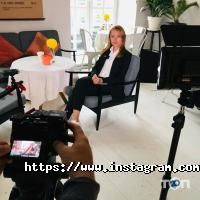 Оформлення залу, доставка квітів SkyCap фото