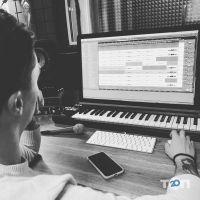 Up Media Group відгуки фото