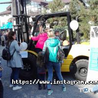 Центр сертифікаційних випробувань навантажувальної техніки фото