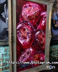 Дмитро Самохін, тату-салон фото