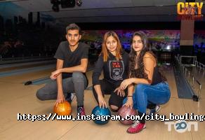 City Bowling, развлекательный комплекс фото